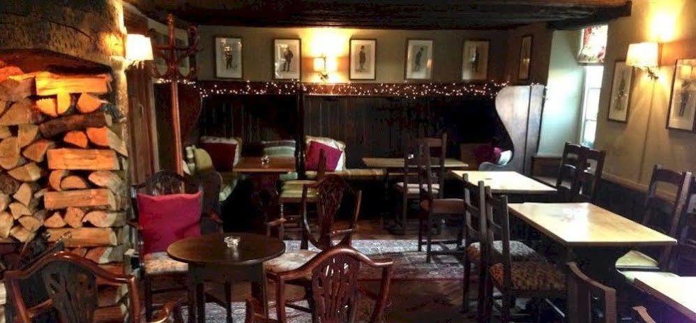 The George Inn Lower Brailes Exterior photo